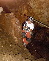 Caving (spelunking / snapling) in Israel - Huta 6 Cave